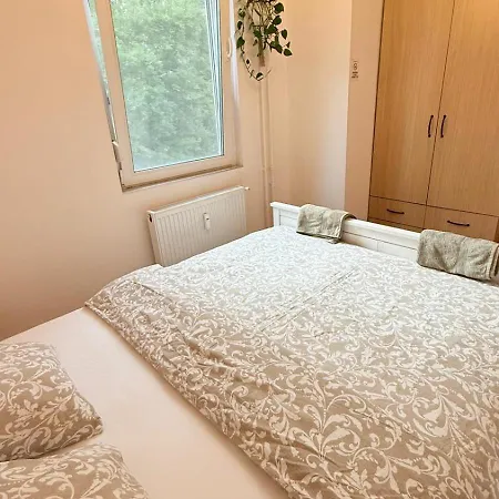 West Budapest Apartman Exterior photo